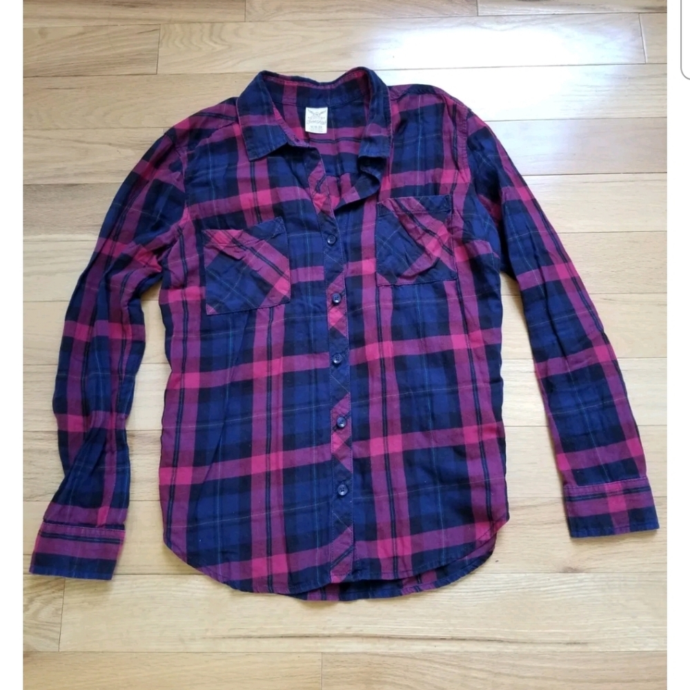 Faded glory button down plaid shirt